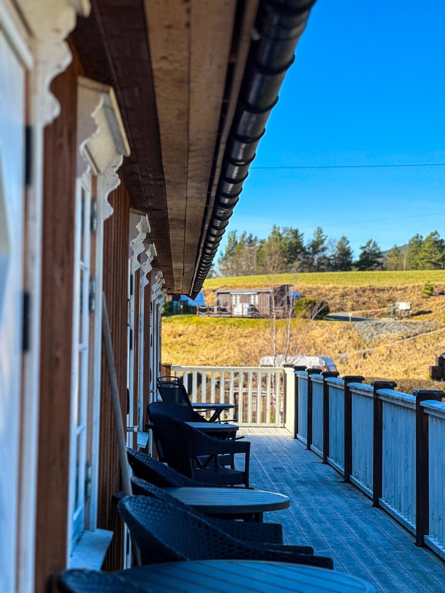 Hotel Valsoya Valsøyfjord Exteriér fotografie